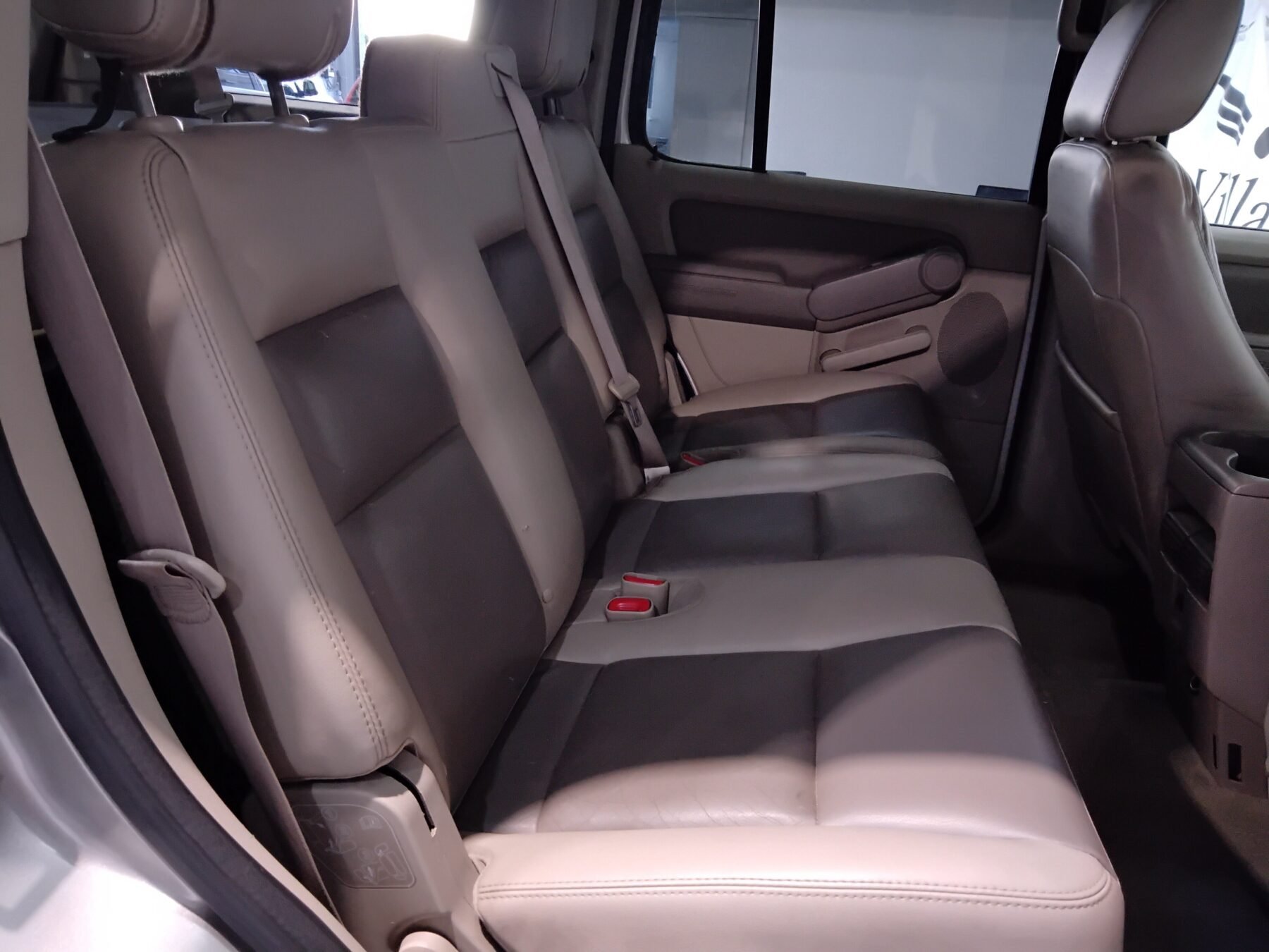 FORD Explorer XLT 4.0 V6