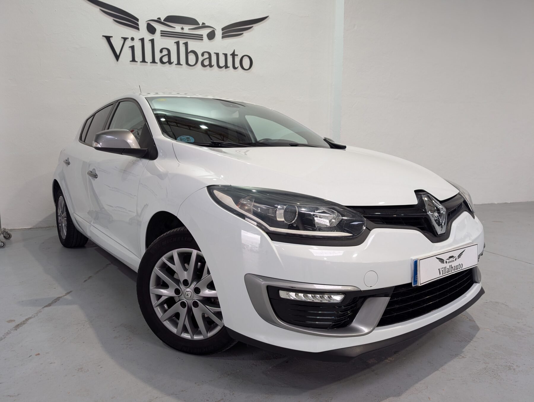RENAULT Megane