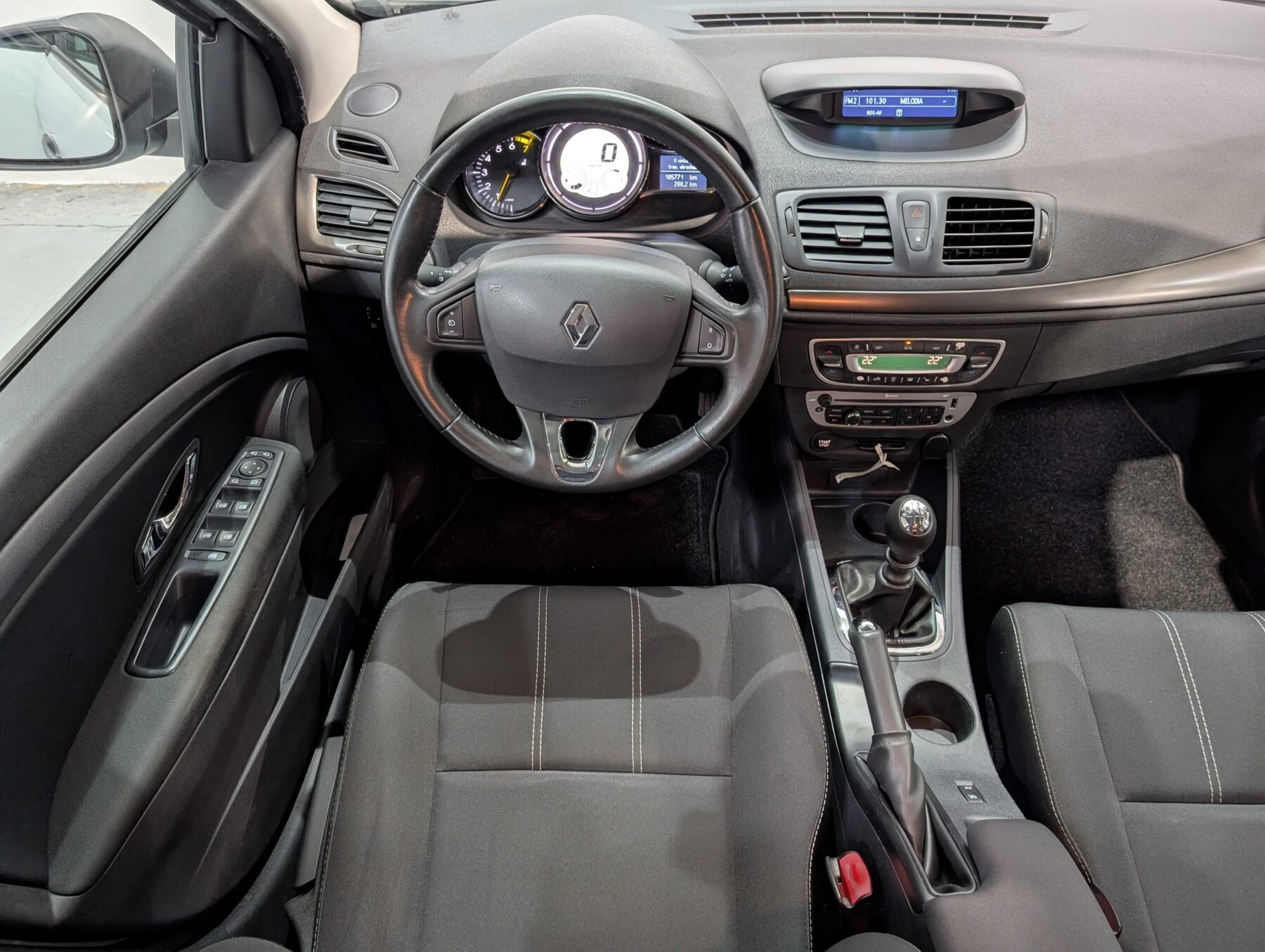 RENAULT Megane
