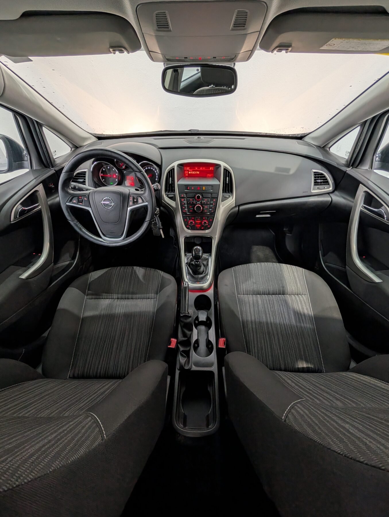 OPEL Astra J HATCHBACK 