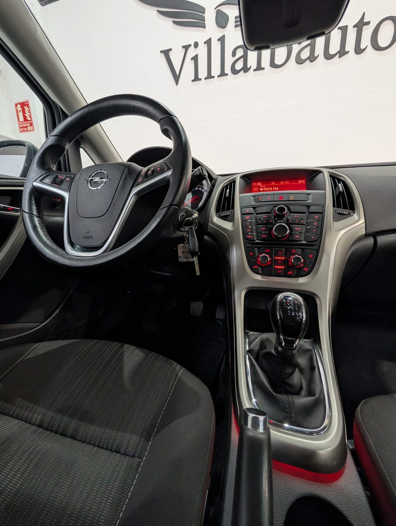 OPEL Astra J HATCHBACK 