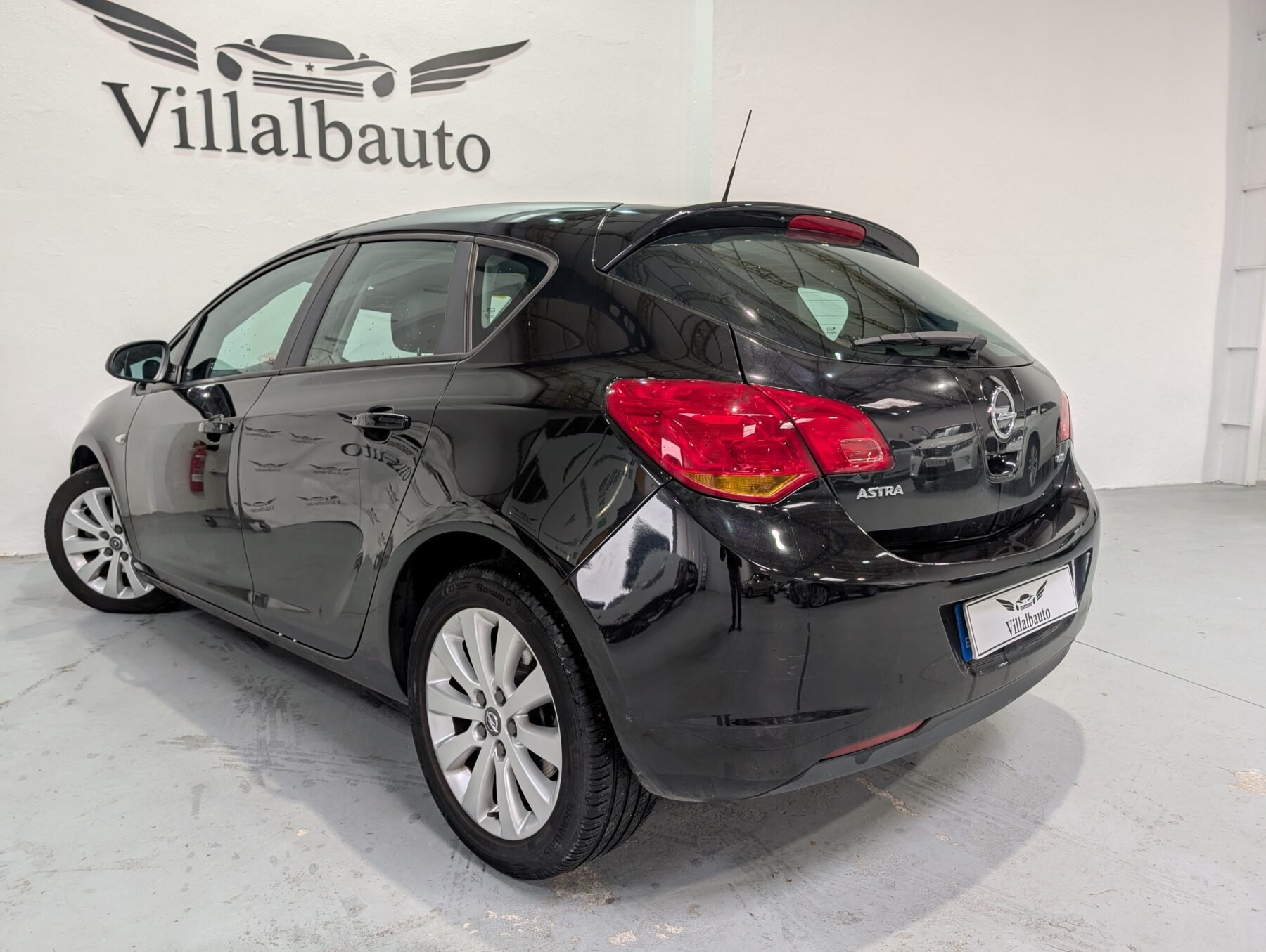 OPEL Astra J HATCHBACK 