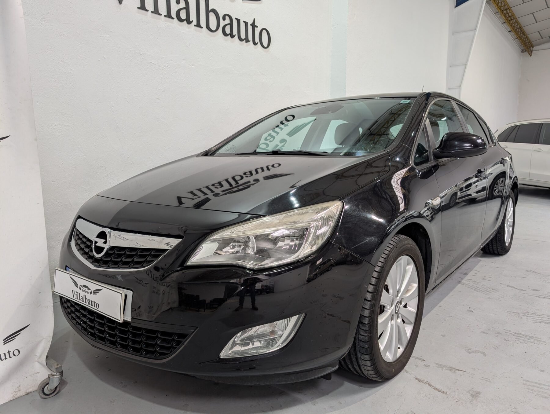 OPEL Astra J HATCHBACK 