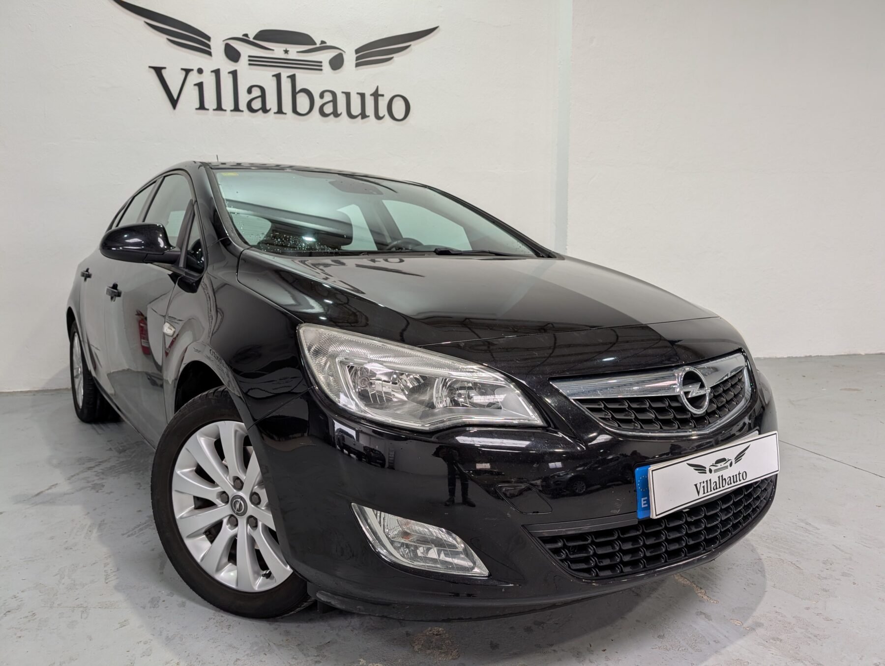 OPEL Astra J HATCHBACK 