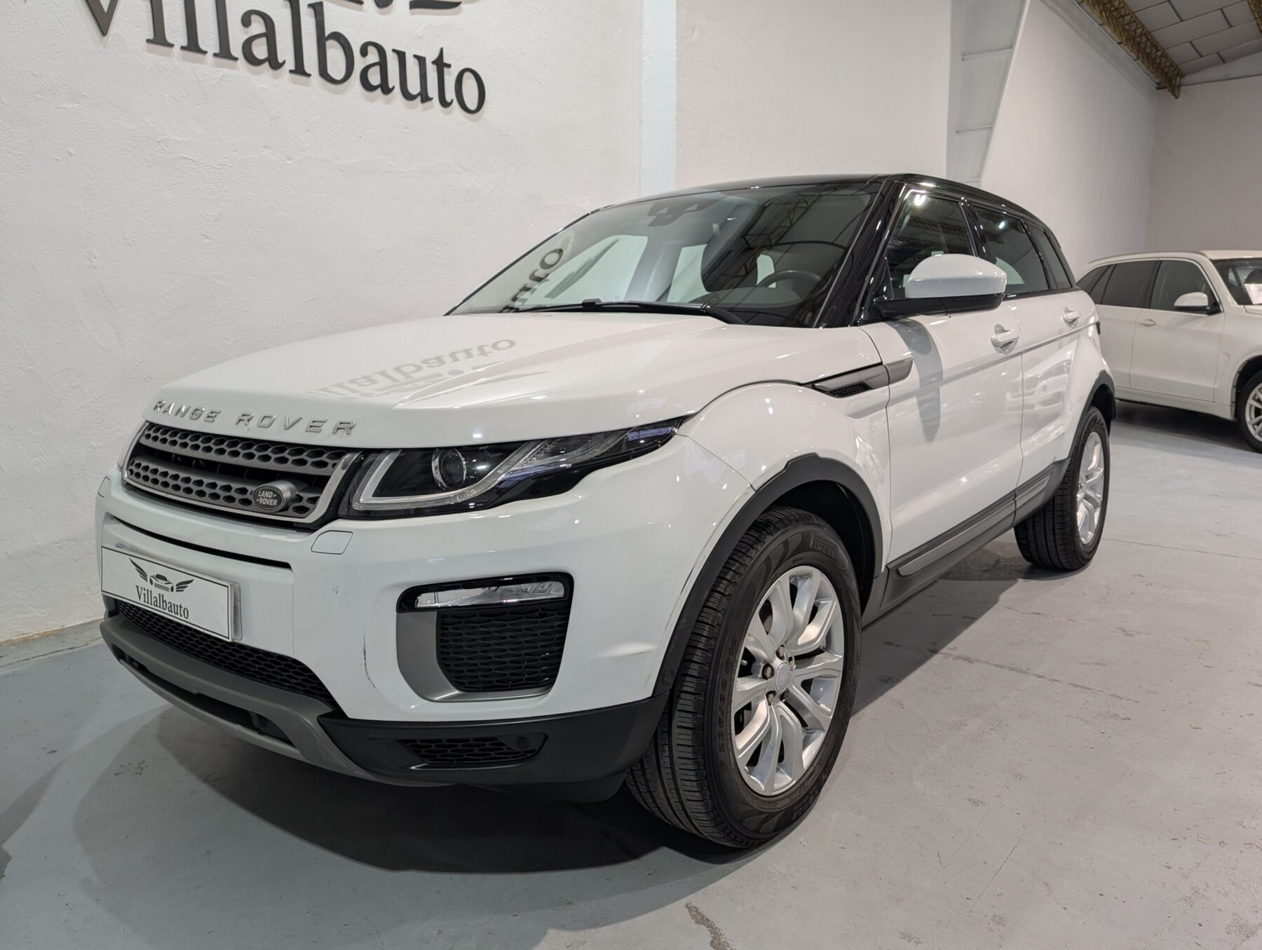 LAND-ROVER RANGE ROVER EVOQUE 2.0 eD4 2WD 16V