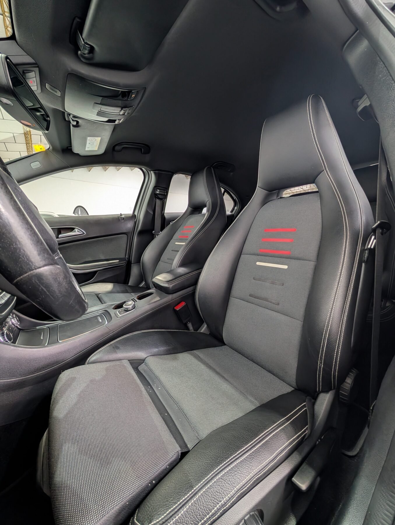 MERCEDES-BENZ A200d Pack AMG