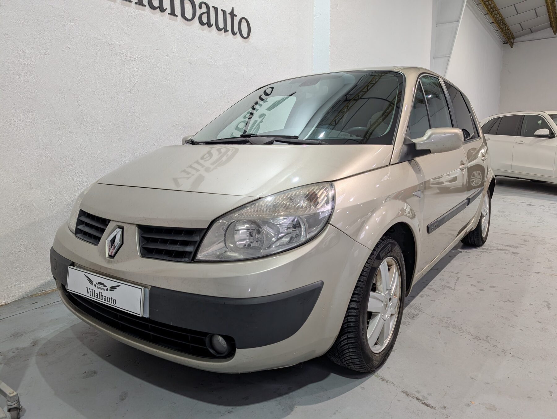 RENAULT Megane Scenic