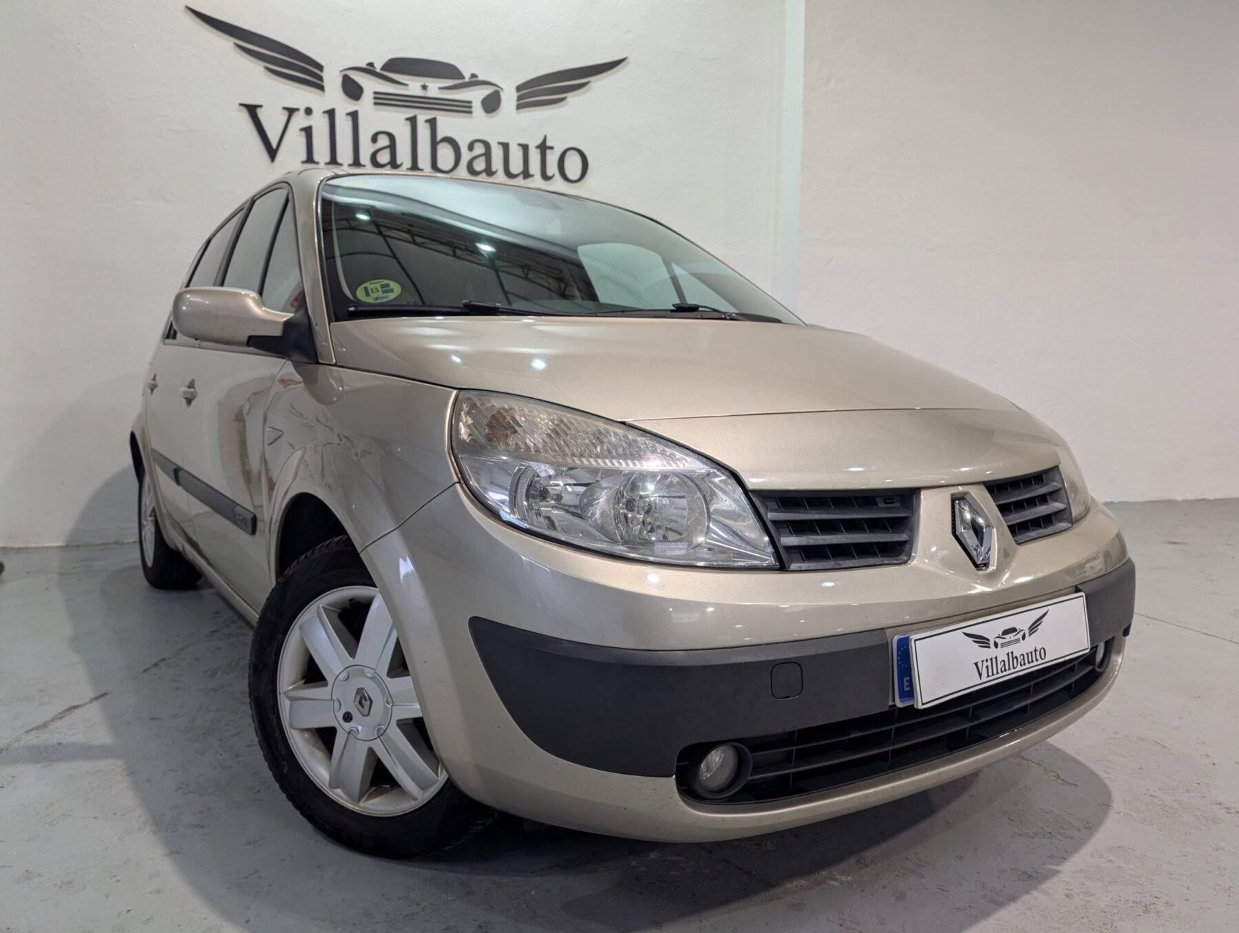 RENAULT Megane Scenic