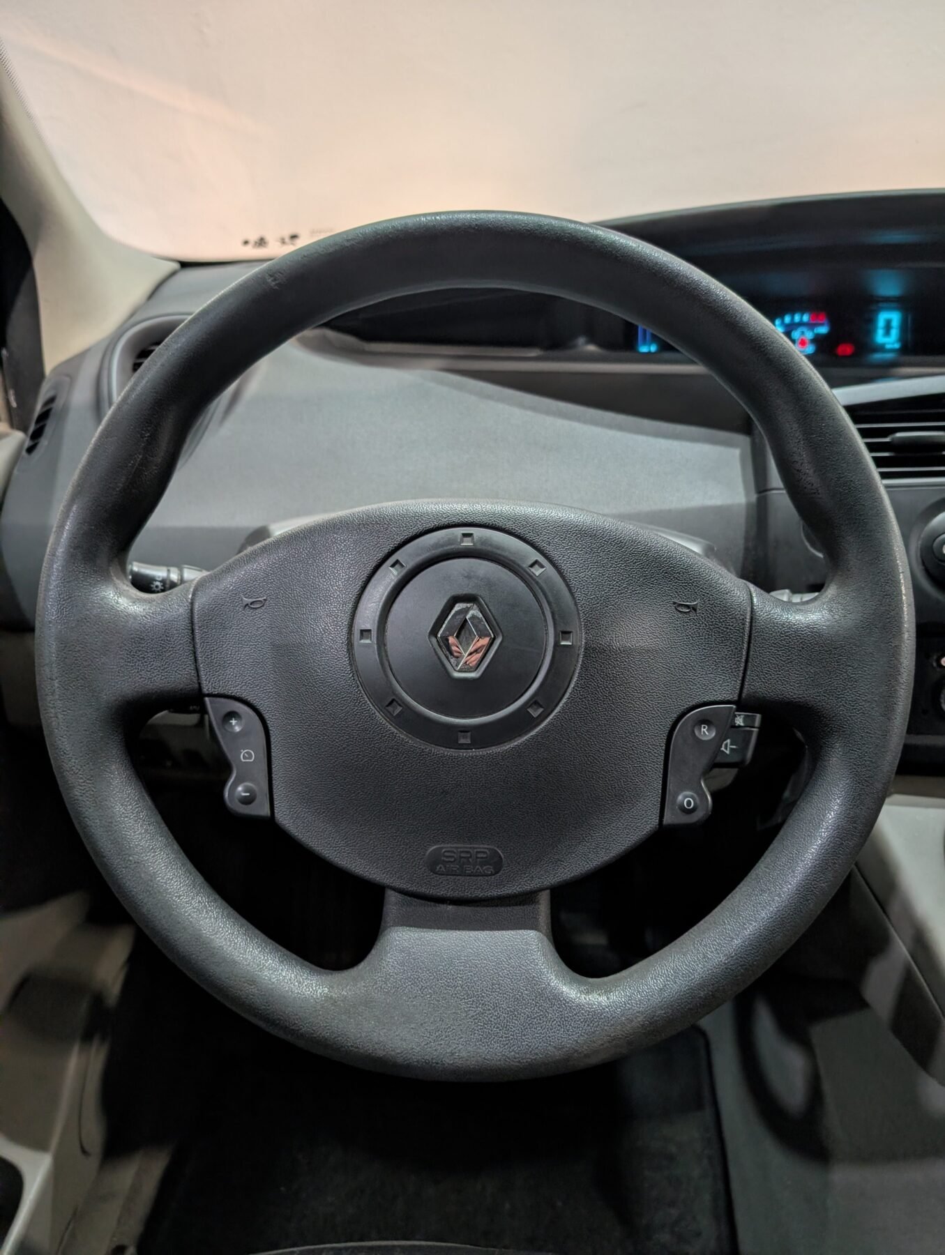 RENAULT Megane Scenic