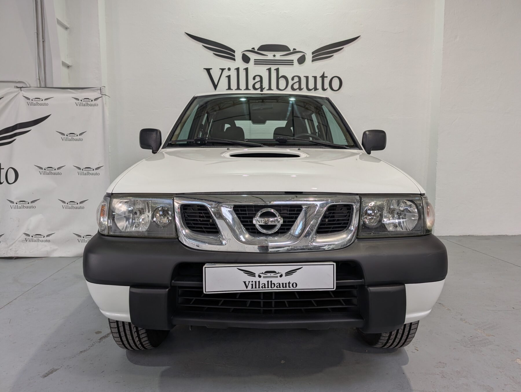 NISSAN TERRANO
