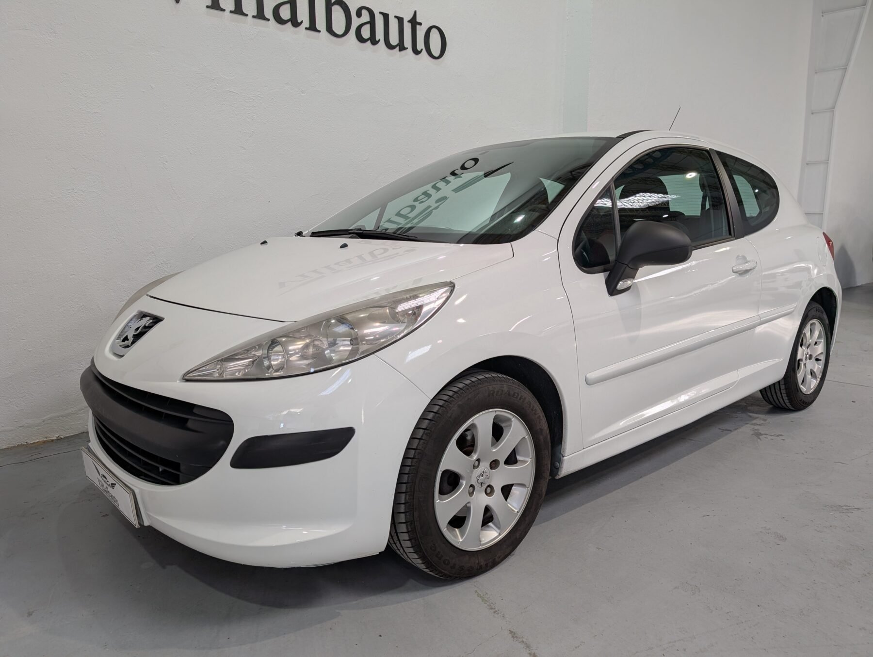 PEUGEOT 207