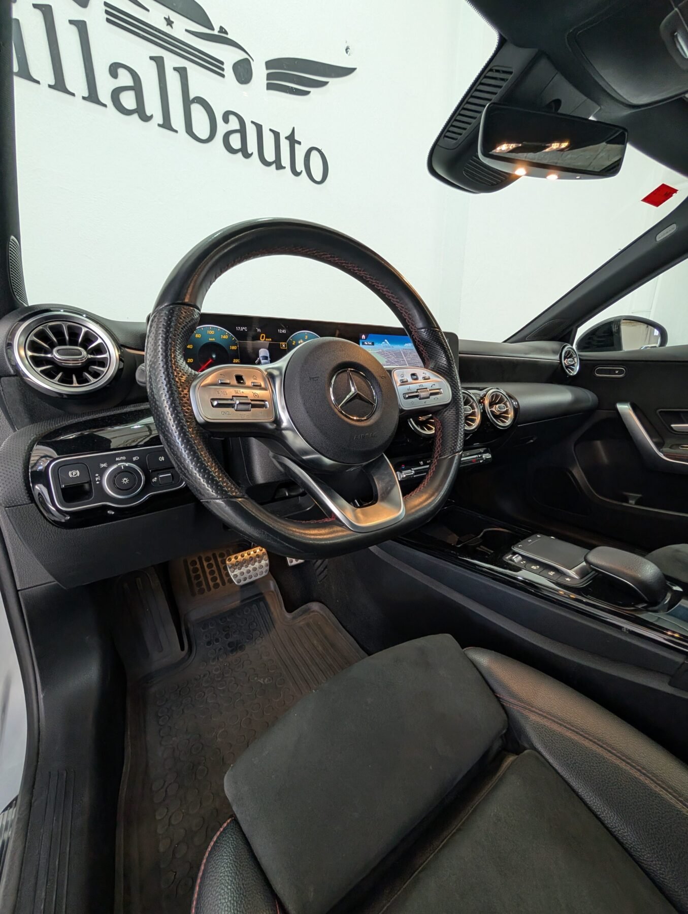 MERCEDES-BENZ Clase A A 200d AMG LINE