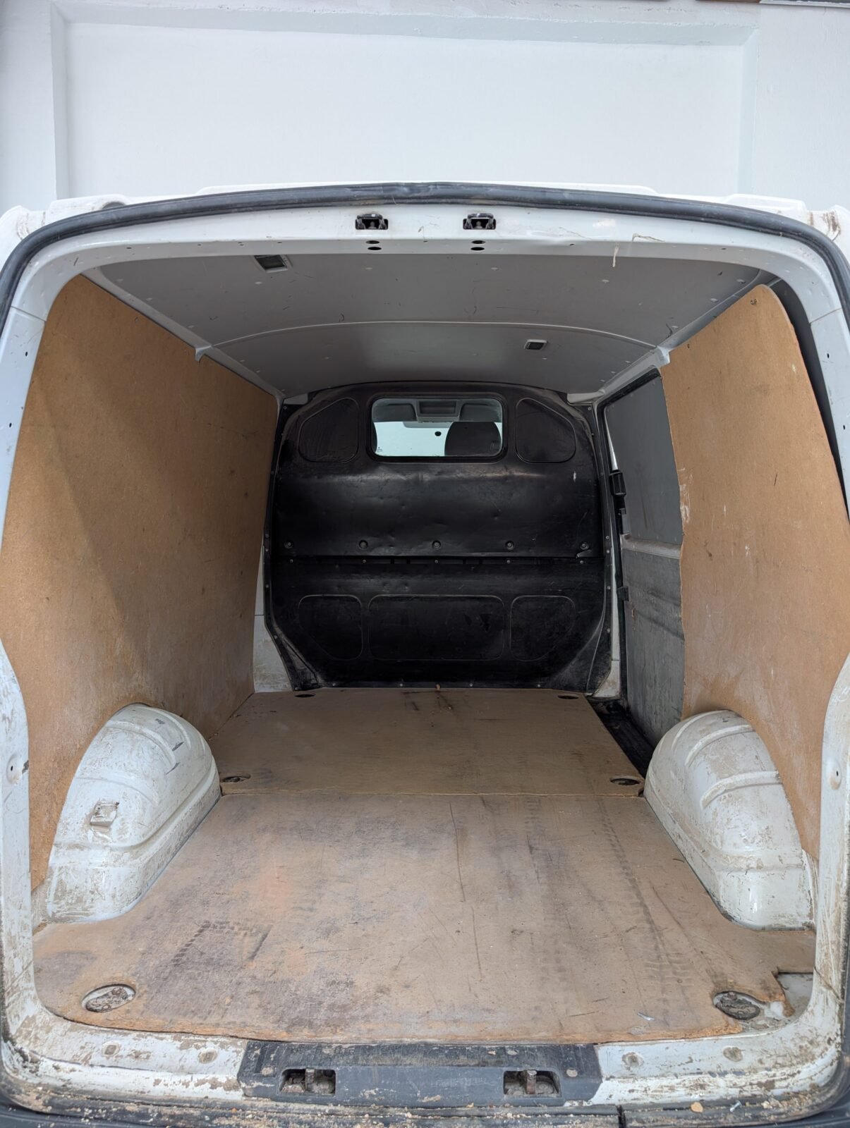 VOLKSWAGEN Transporter 2.0 TDI FURGÓN 