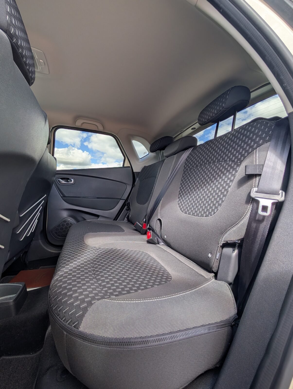 RENAULT CAPTUR Limited TCe
