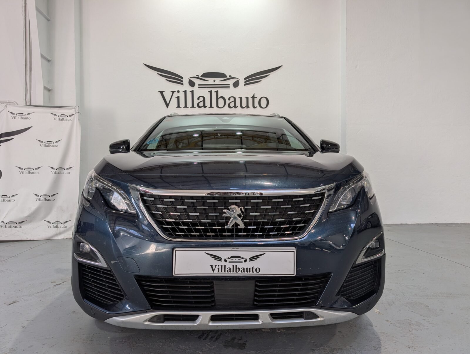 PEUGEOT 5008 GTLine 2.0L BlueHDi