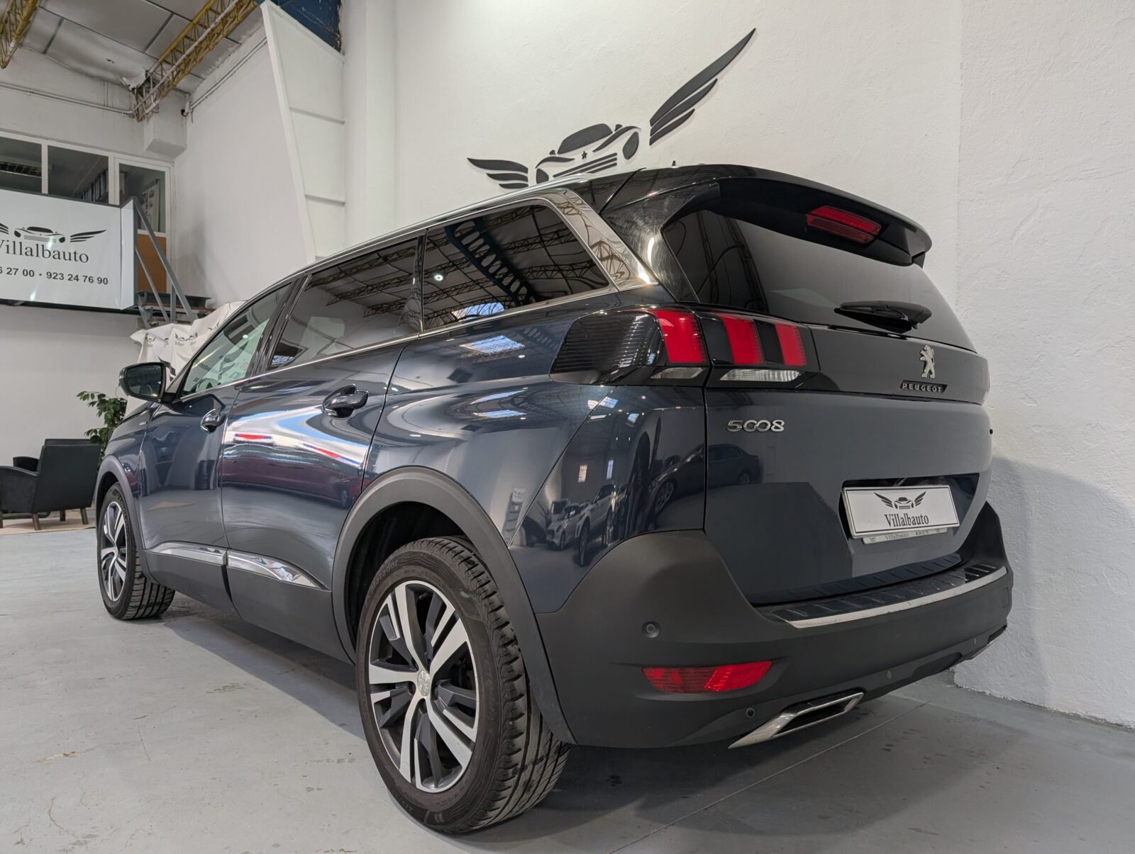 PEUGEOT 5008 GTLine 2.0L BlueHDi