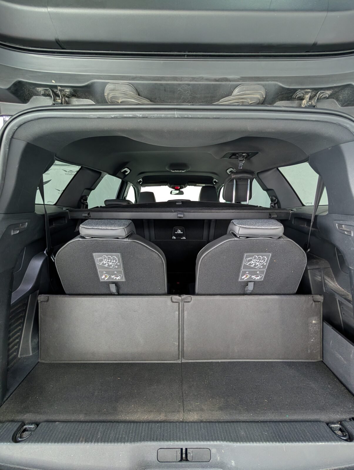 PEUGEOT 5008 GTLine 2.0L BlueHDi