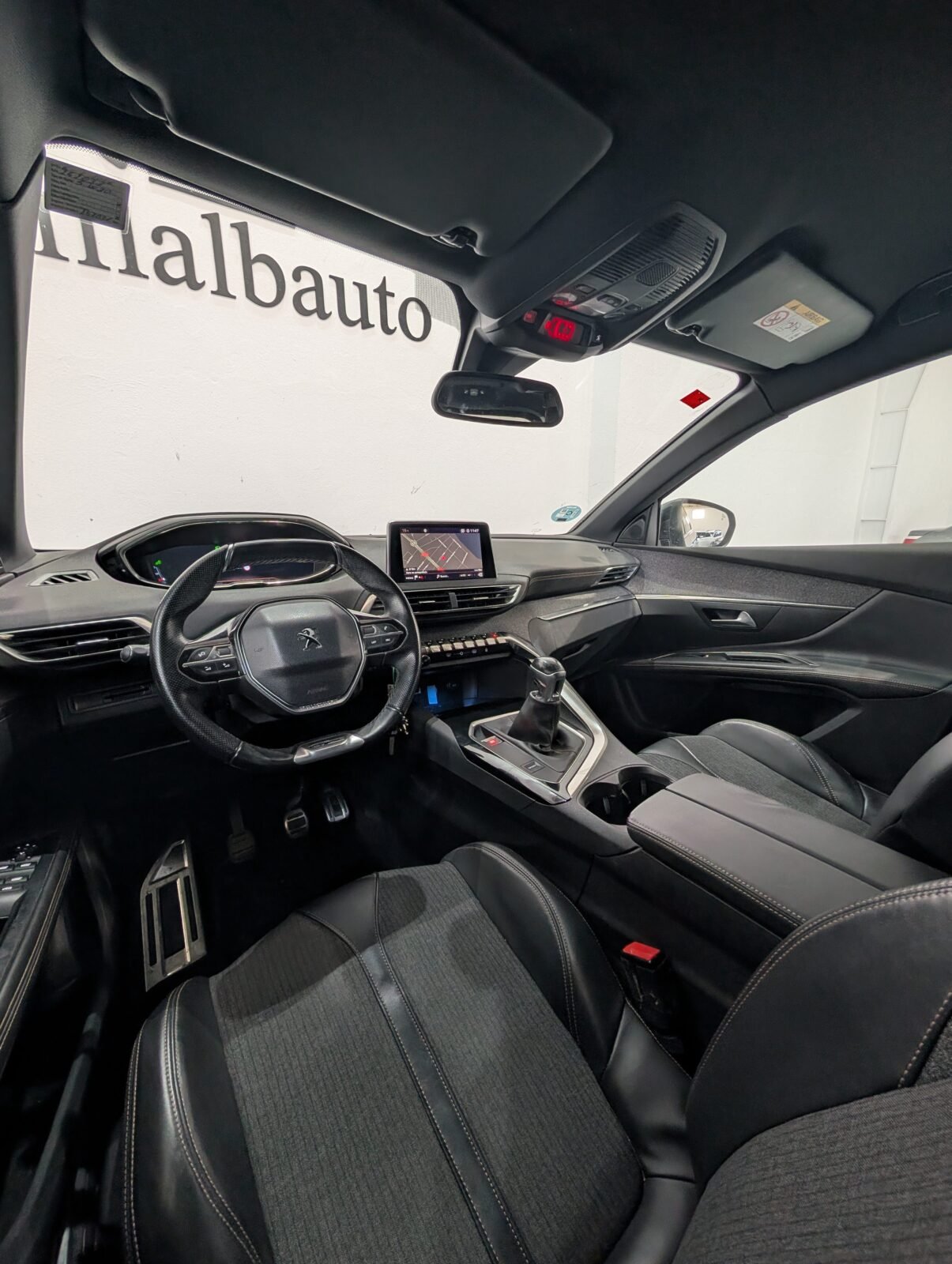 PEUGEOT 5008 GTLine 2.0L BlueHDi
