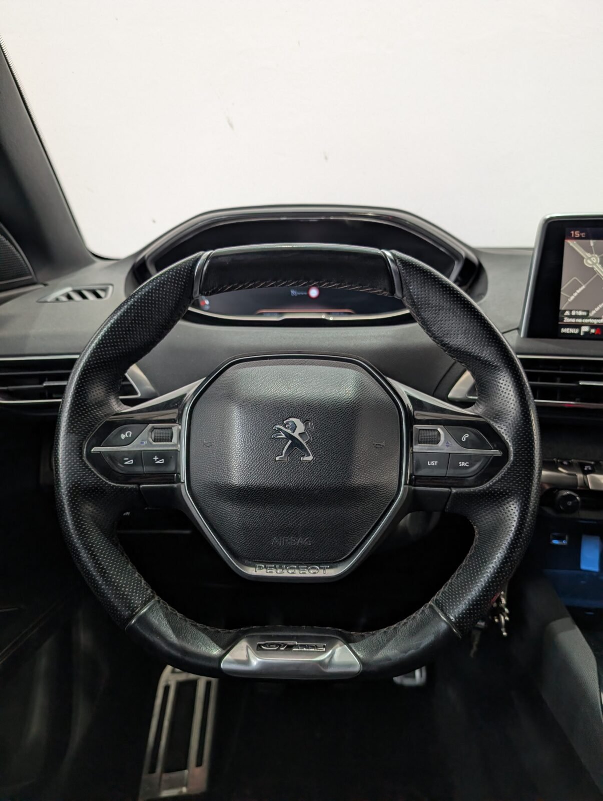 PEUGEOT 5008 GTLine 2.0L BlueHDi