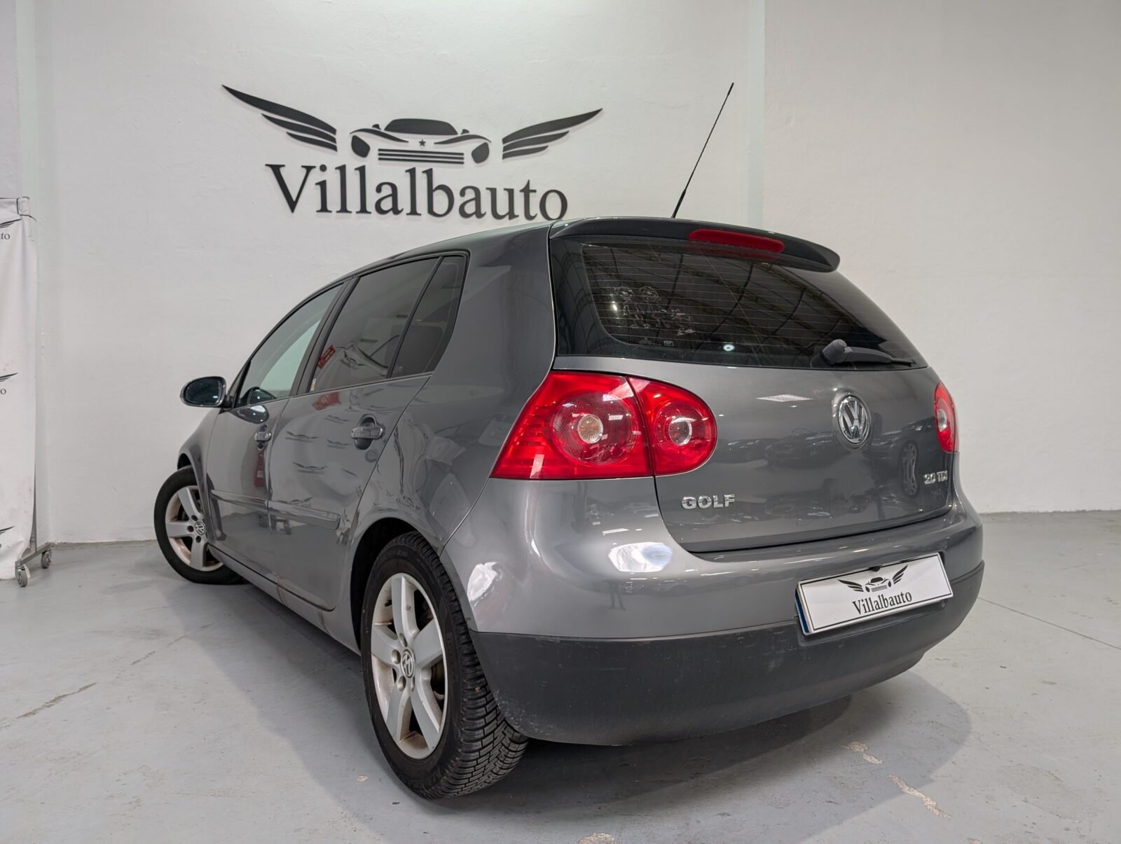 VOLKSWAGEN GOLF 2.0 TDI