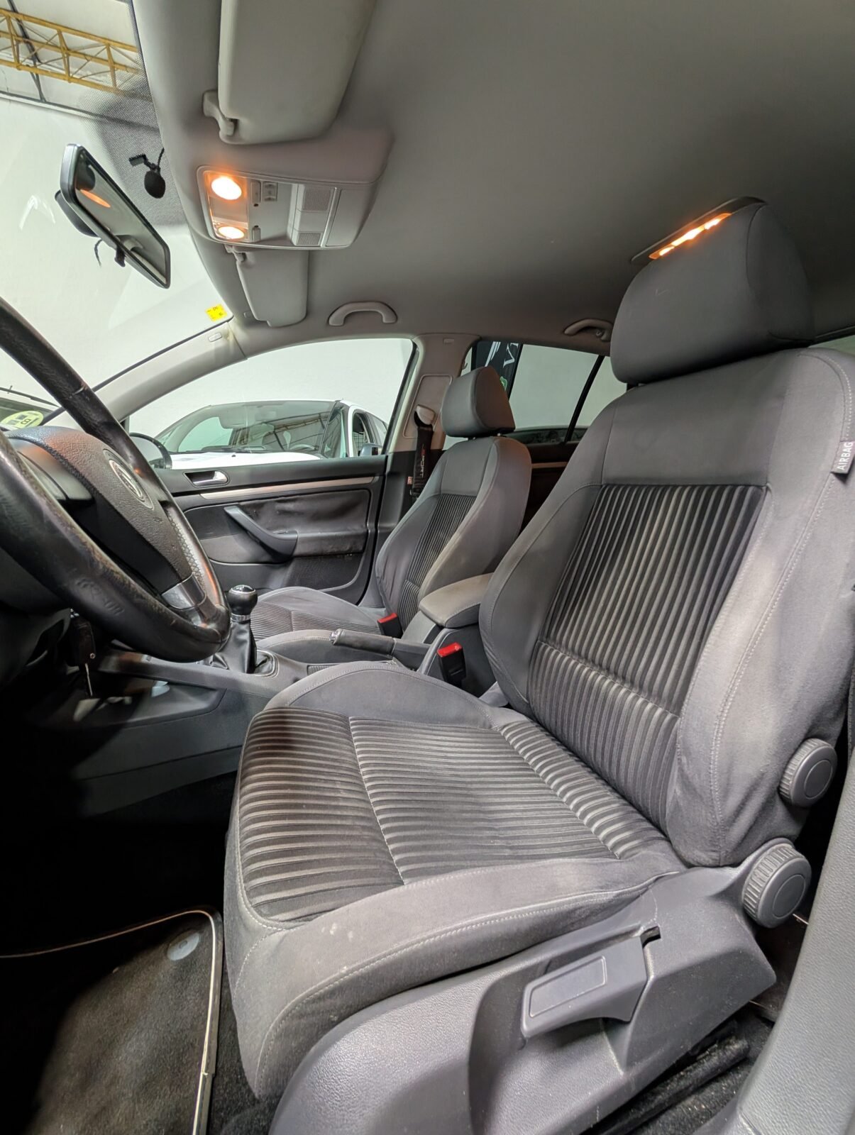 VOLKSWAGEN GOLF 2.0 TDI