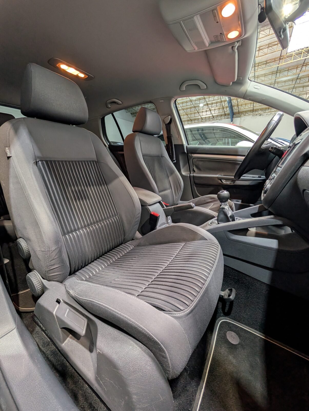 VOLKSWAGEN GOLF 2.0 TDI