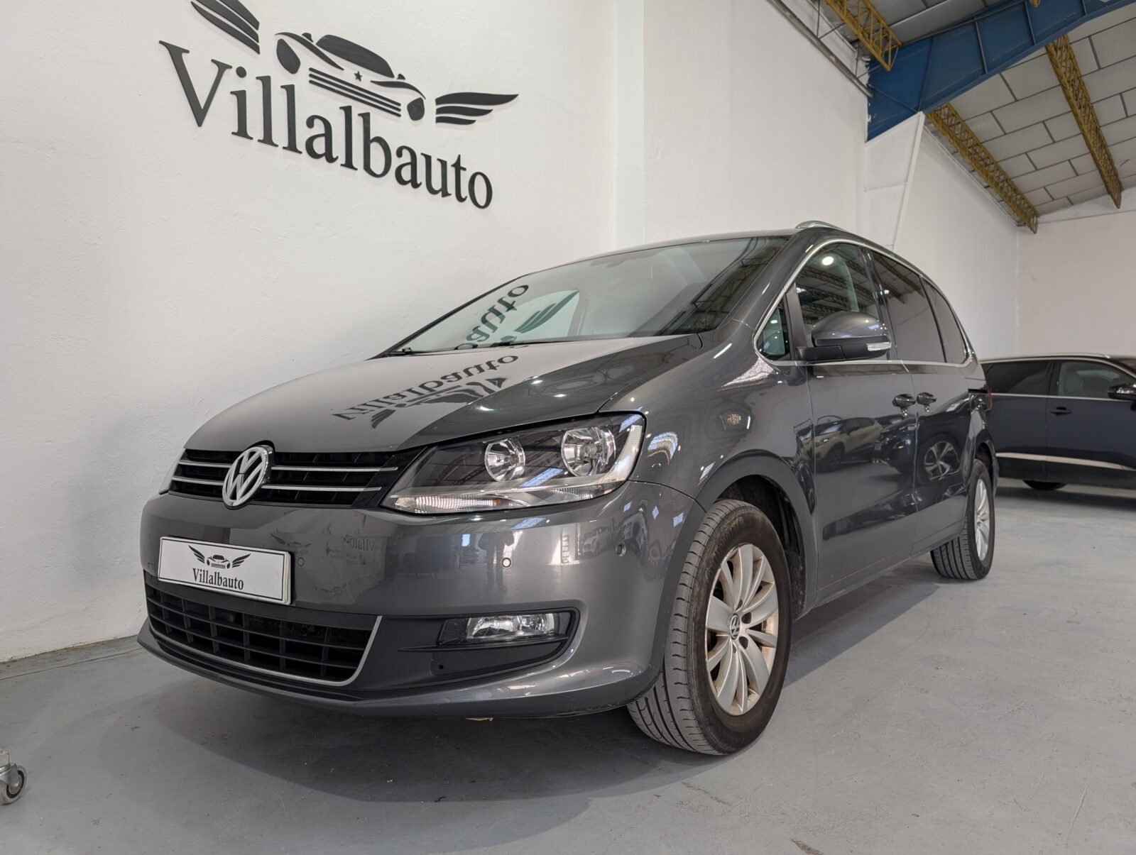VOLKSWAGEN SHARAN