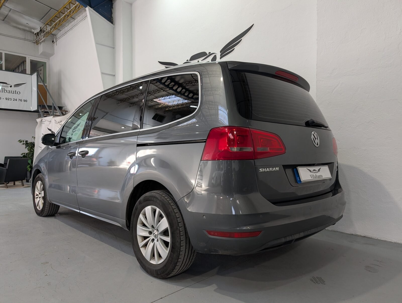 VOLKSWAGEN SHARAN