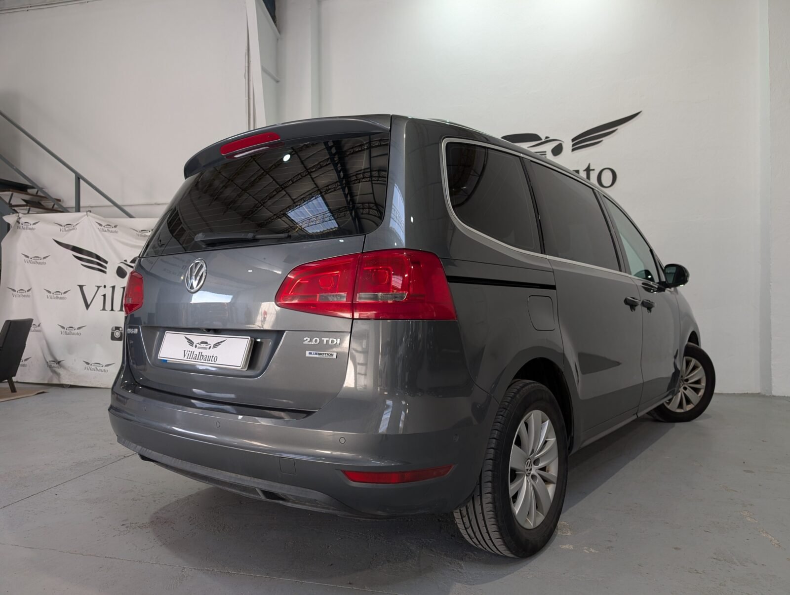 VOLKSWAGEN SHARAN