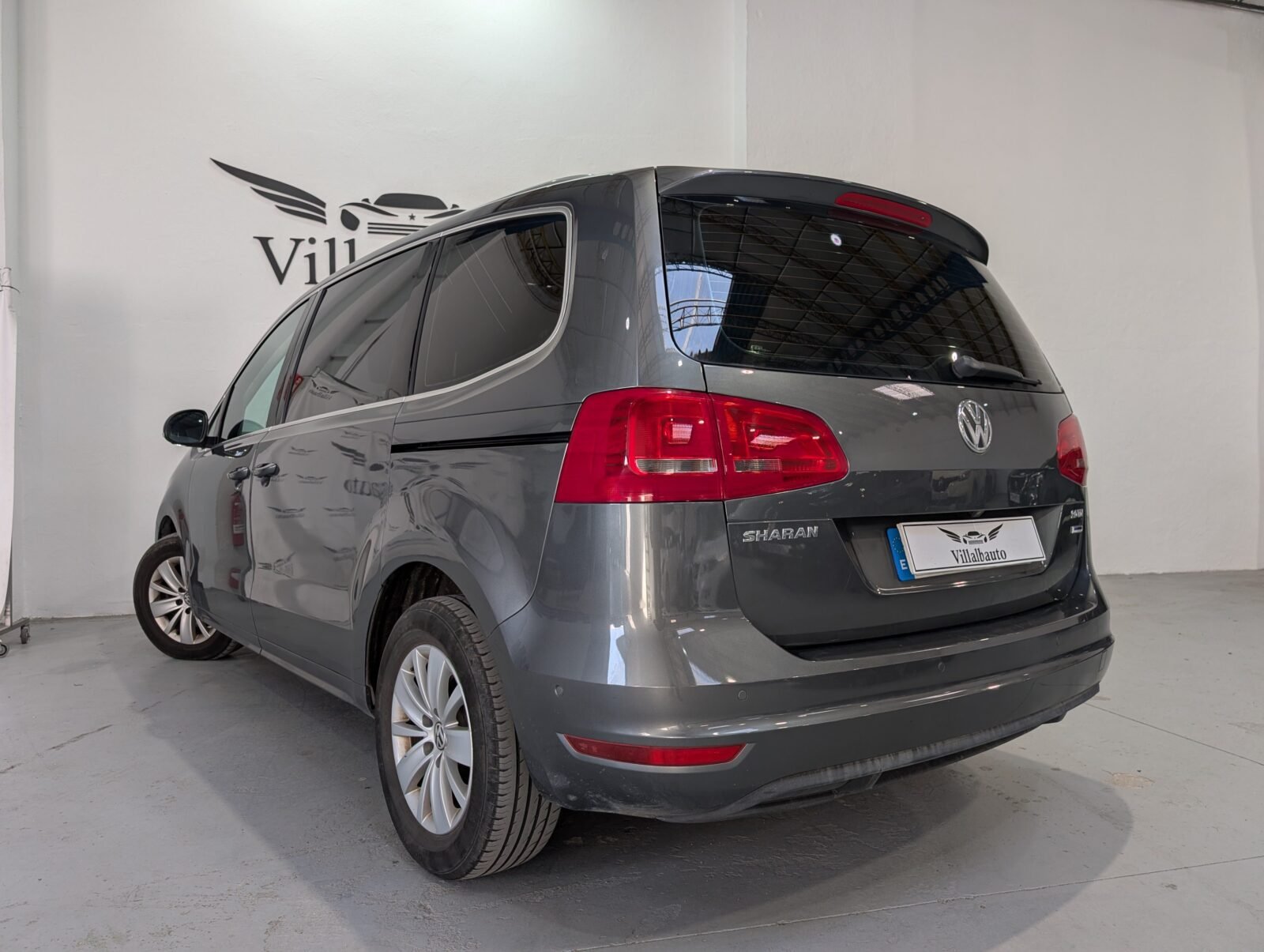 VOLKSWAGEN SHARAN