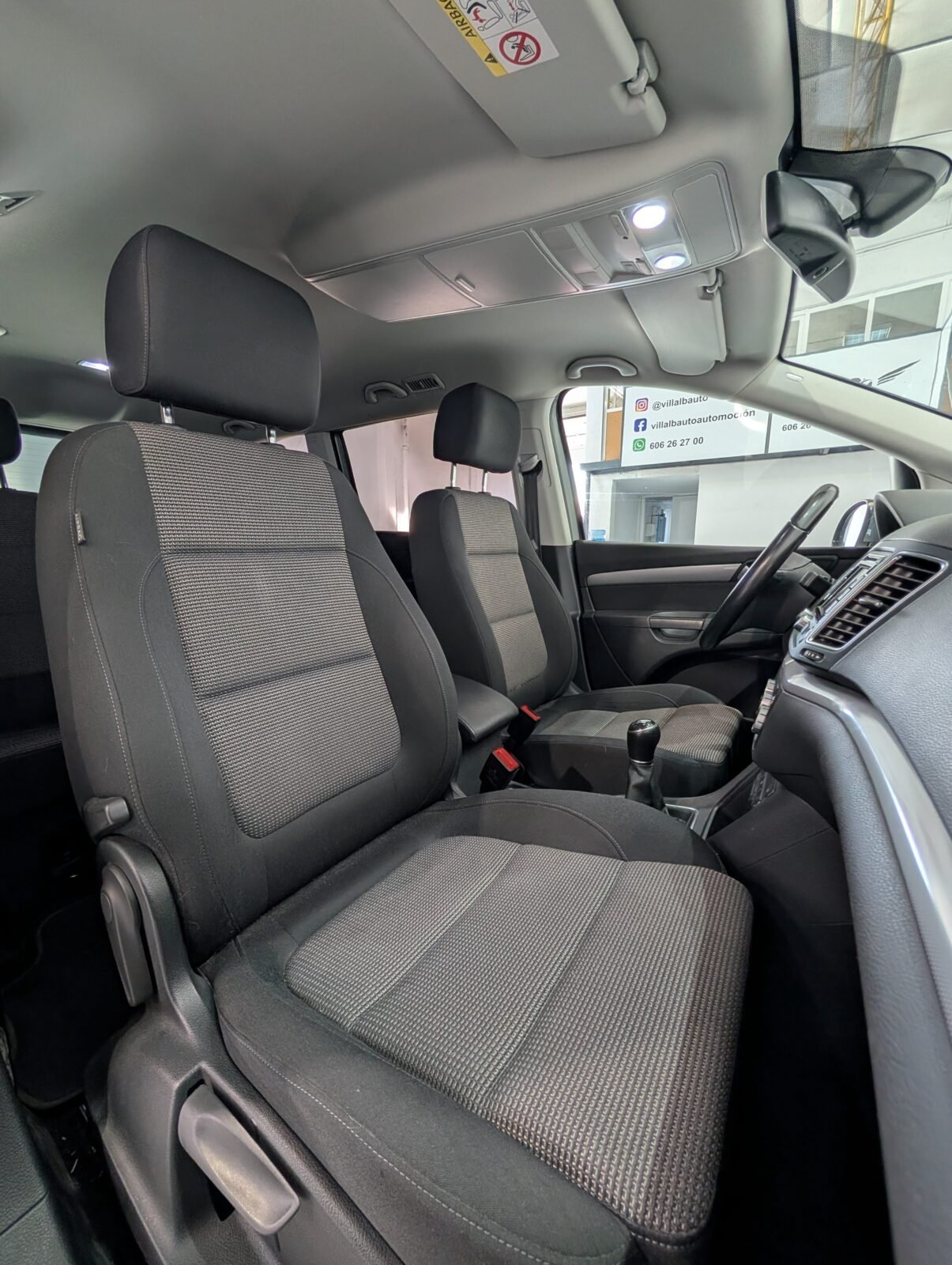 VOLKSWAGEN SHARAN