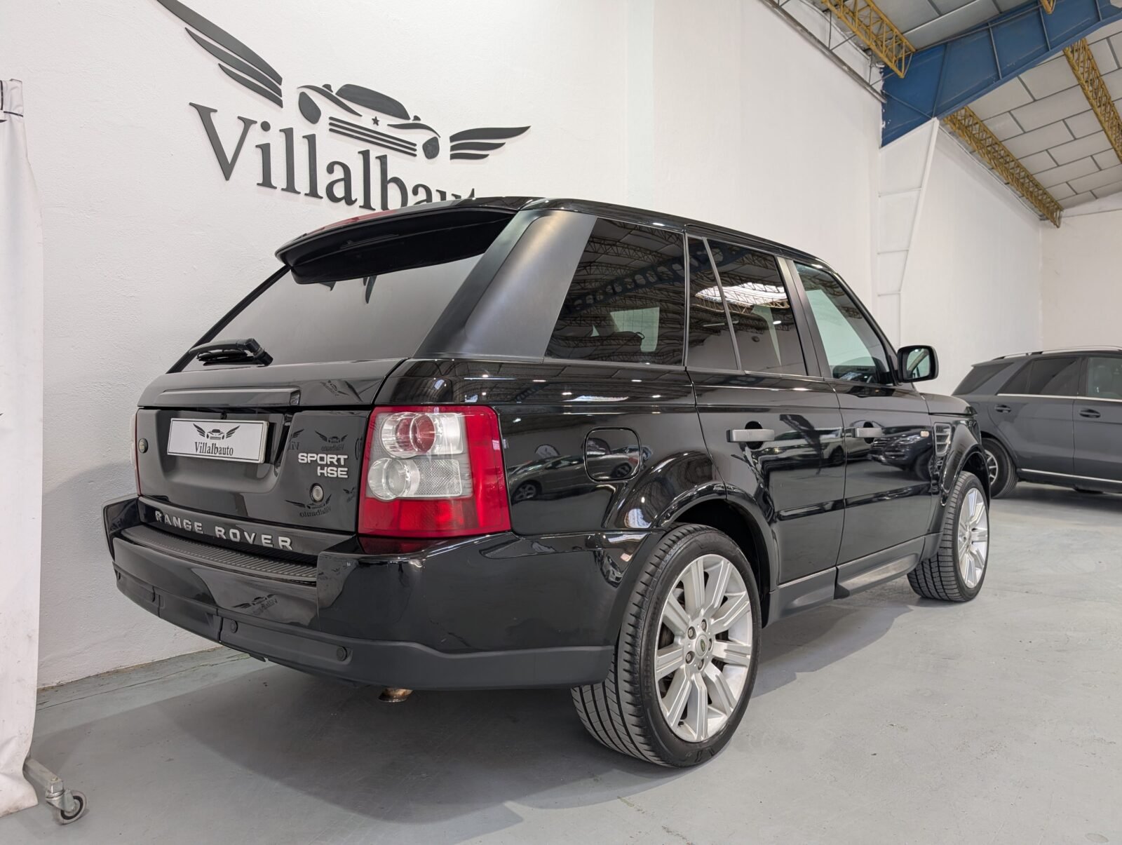 LAND-ROVER RANGE ROVER SPORT 2.7 TD HSE