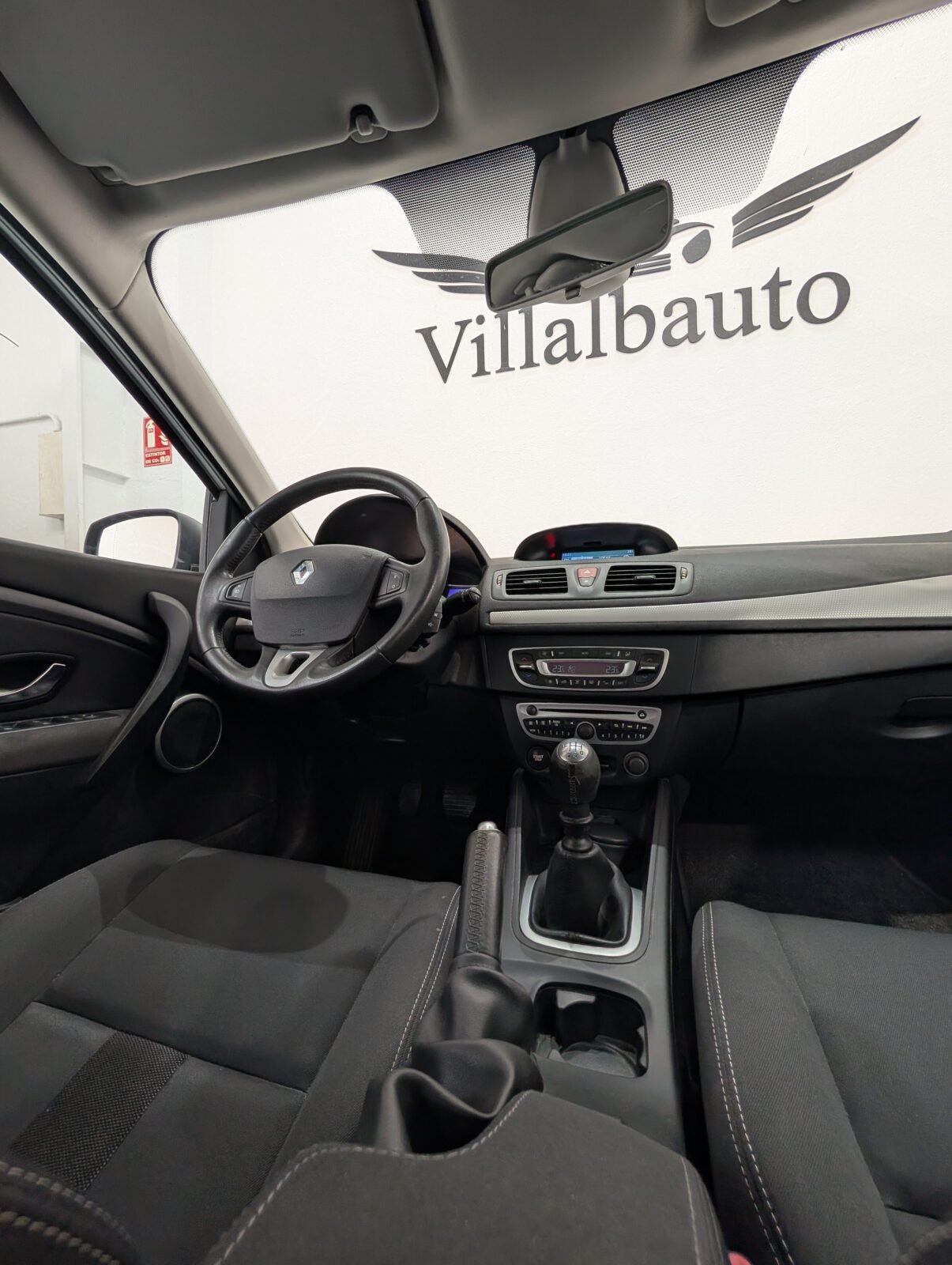 RENAULT Megane Grand Tour