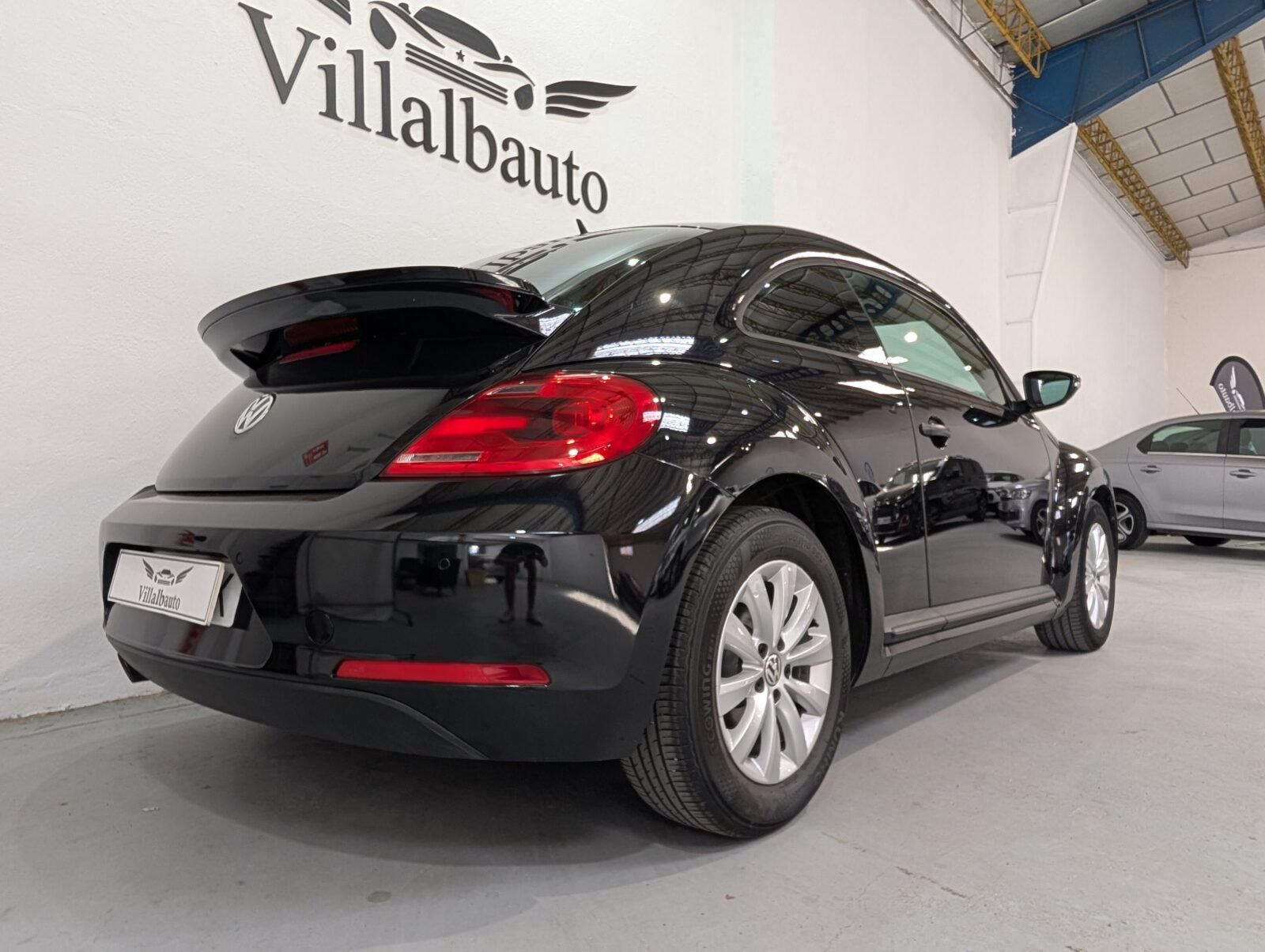 VOLKSWAGEN Beetle DESING 1.2TSI