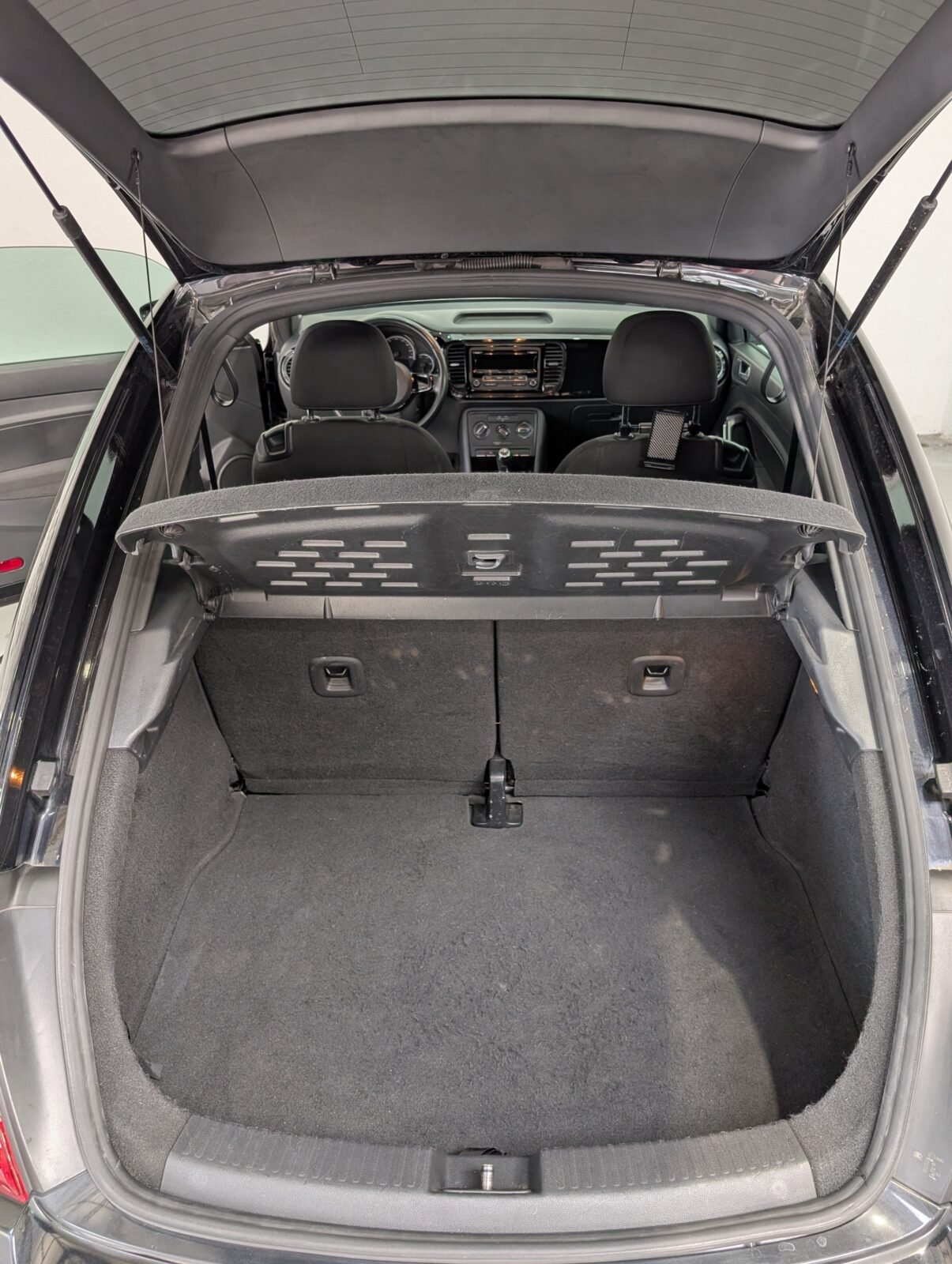 VOLKSWAGEN Beetle DESING 1.2TSI