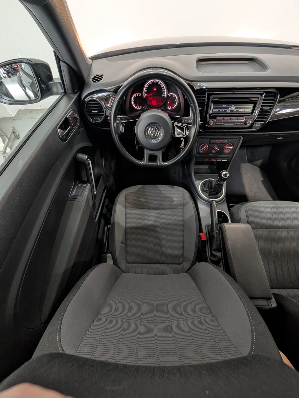 VOLKSWAGEN Beetle DESING 1.2TSI
