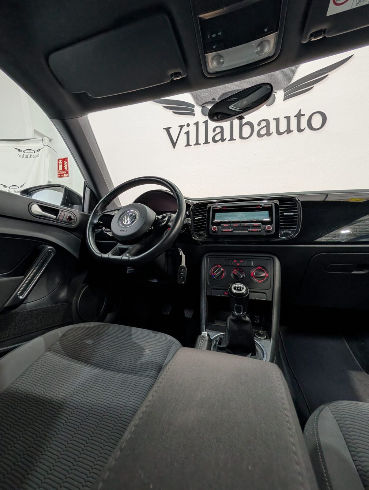 VOLKSWAGEN Beetle DESING 1.2TSI