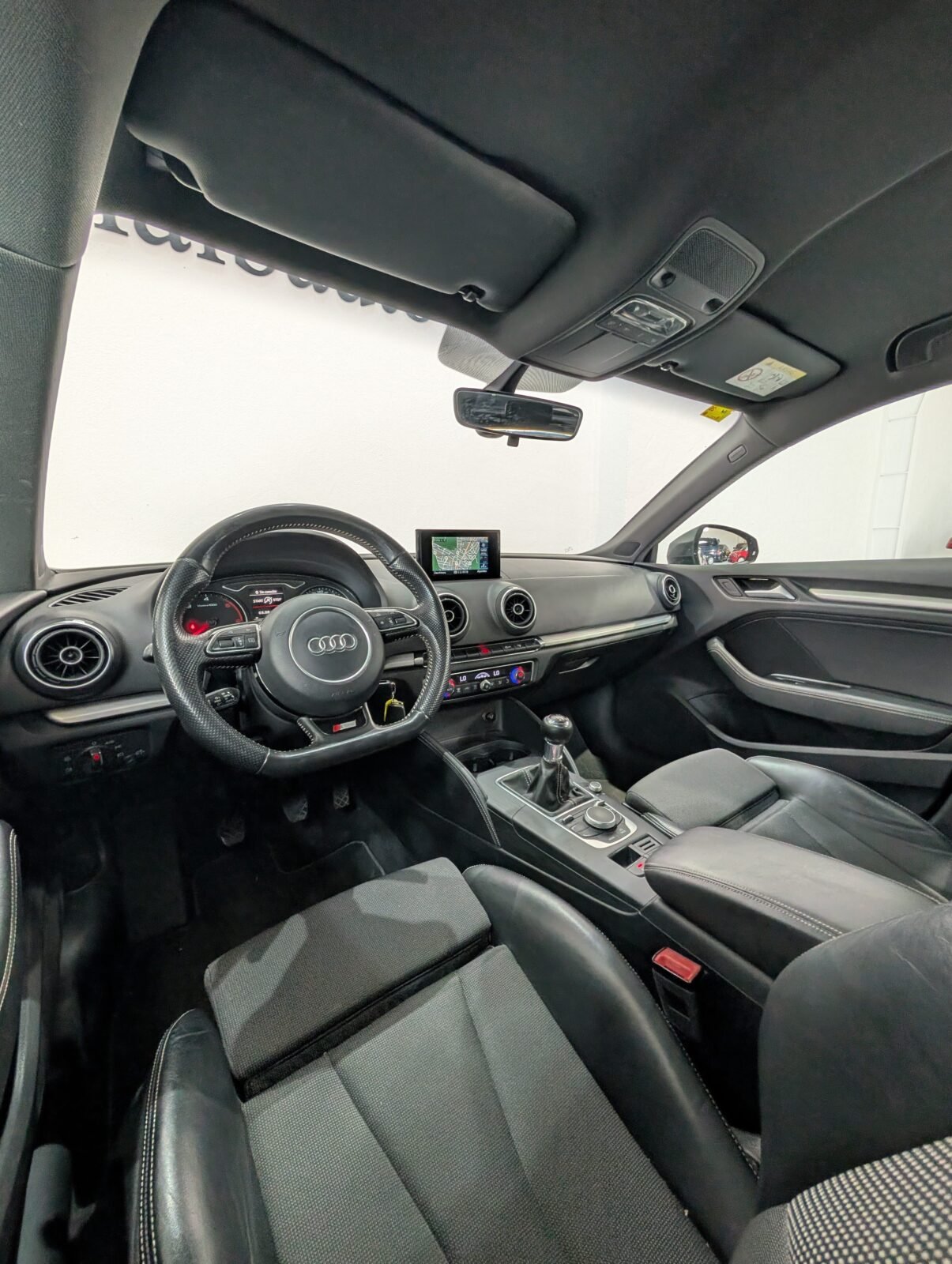 AUDI A3 1.6 TDI S Line 