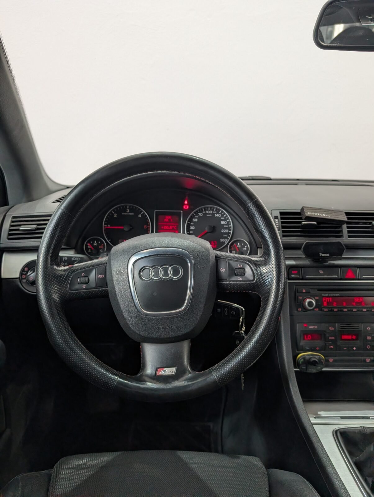 AUDI A4 2.0 TDI