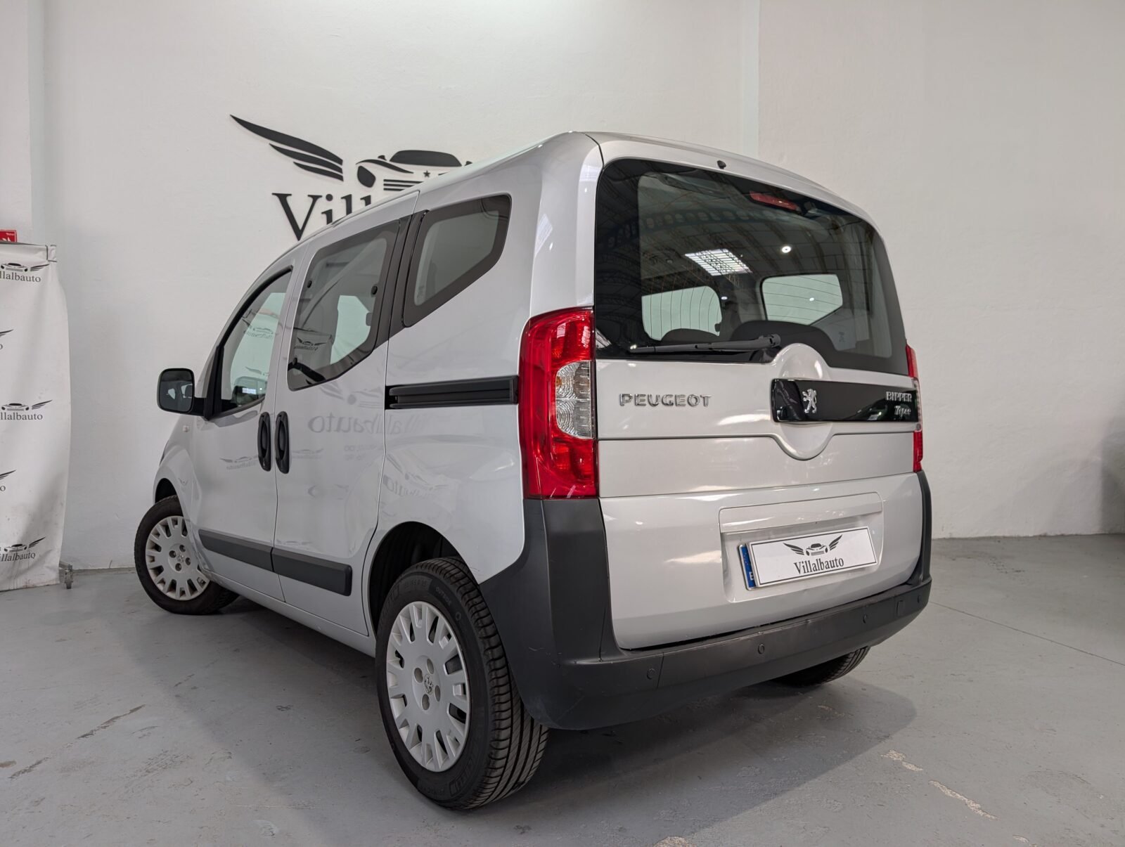 PEUGEOT Bipper Tepee 1.3HDI 75Cv Automática