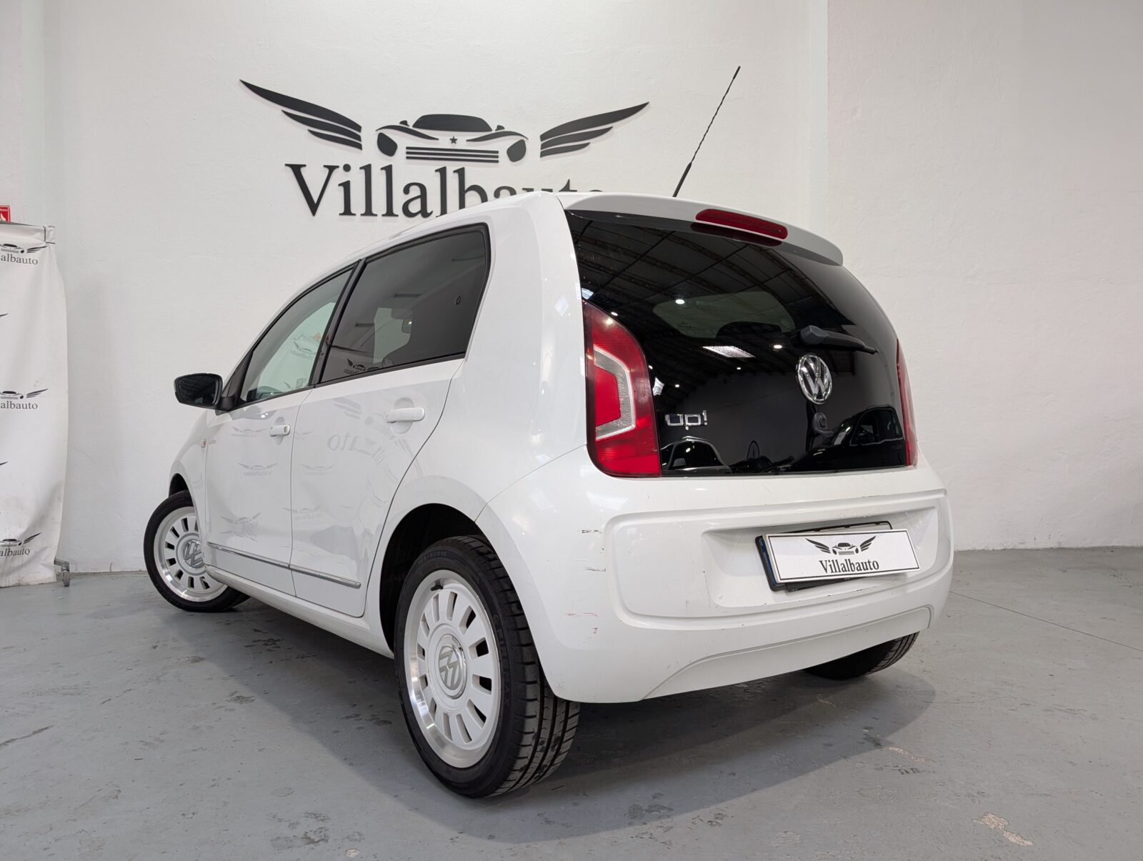 VOLKSWAGEN UP!