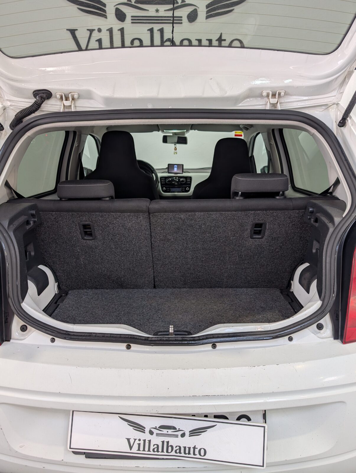 VOLKSWAGEN UP!