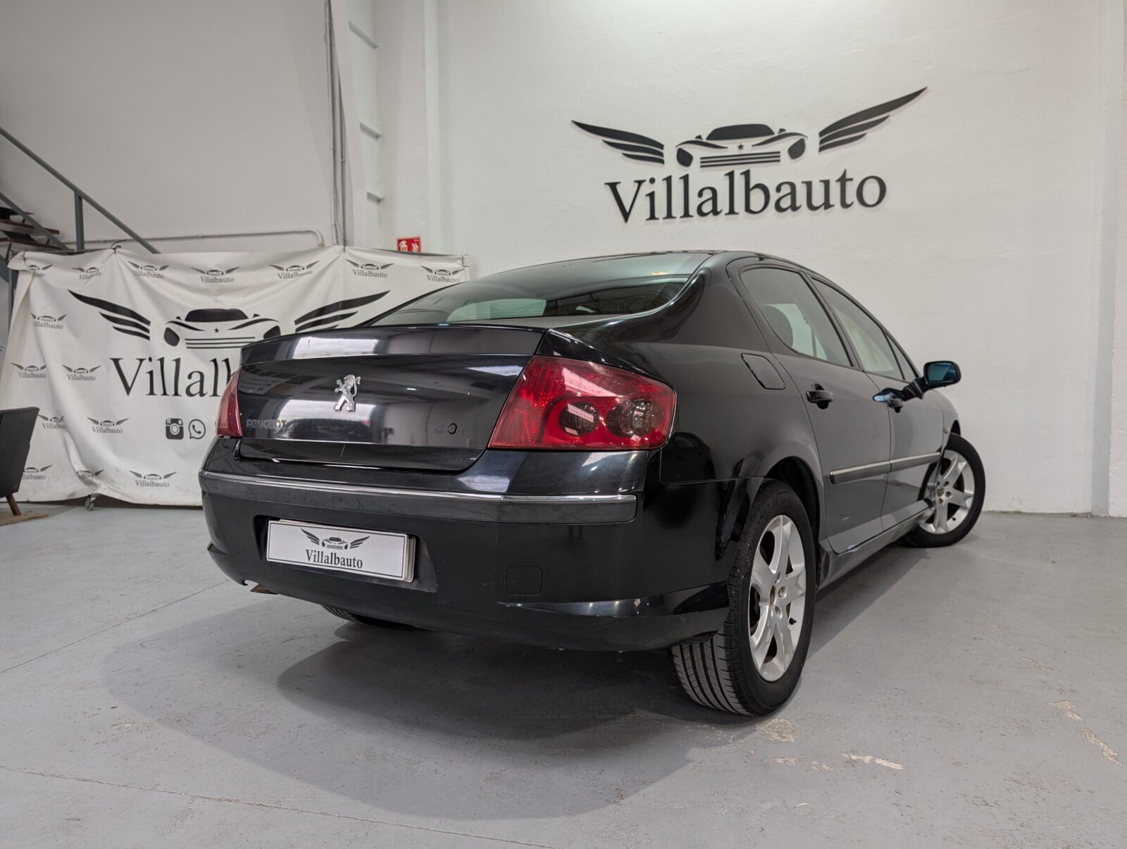 PEUGEOT 407