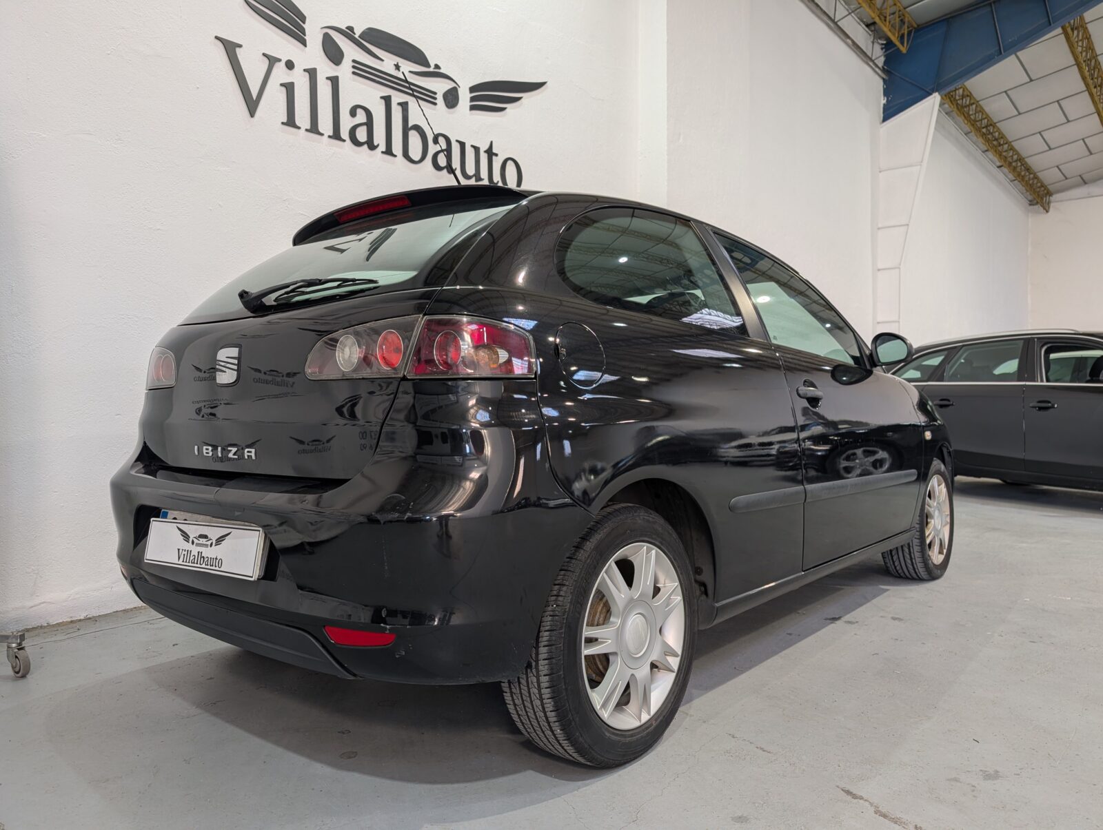 SEAT IBIZA